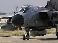 Парламент Германии поддержал отправку войск на войну против ИГ