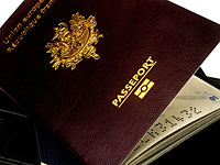 BFM TV: 86% французов выступают за лишение террористов гражданства