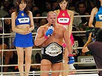 Федор Емельяненко нокаутировал соперника в первом раунде