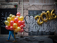 Мир встречает 2016 год, год Огненной обезьяны