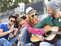 Ученые: круг общения так же важен для здоровья, как диеты и тренировки