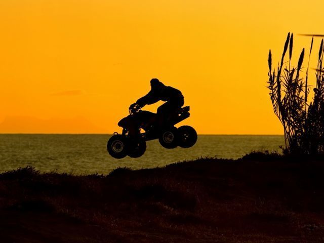 Один человек погиб во время поездки на трактороне под Афулой