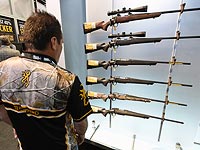 Выставка огнестрельного оружия в Лас-Вегасе Выставка огнестрельного оружия в Лас-Вегасе