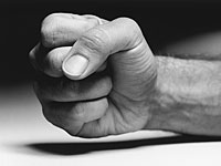 Житель Восточного Иерусалима утверждает, что избивал сына за желание стать