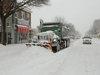 Крупнейшие аэропорты и города востока США парализованы из-за снежной бури