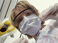 Утвержден закон об освобождении стоматологов-репатриантов от экзаменов