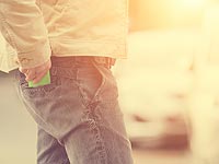 Израильское исследование: мобильник в кармане ухудшает качество спермы