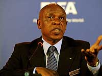 Африка поддержит главу азиатского футбола. Египет – иорданского принца. Сексвале снял свою кандидатуру