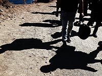 Десятки тысяч сирийцев пытаются попасть в Турцию, ЕС призывает открыть границу