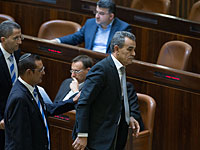 Голосование по вотуму недоверия правительству сопровождалось скандалом в Кнессете