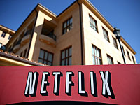 Компания Netflix представляет комедию о Гитлере, который осваивает интернет
