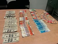 Полиция задержала 12 подозреваемых в мошенничестве и обмане пожилых репатриантов