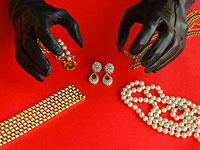 В Бней-Браке ограблен ювелирный магазин