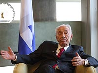 В ЮАР потребовали выдать ордер на арест Шимона Переса за