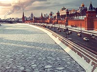 Молодая женщина 