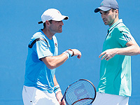 Мехико: Йони Эрлих вышел в четвертьфинал, Юлия Глушко выбыла из борьбы