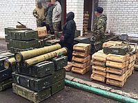 СБУ перехватила партию оружия, включавшую броневик