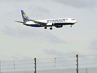 Мальчишник на борту Ryanair вынудил экипаж отклониться от курса
