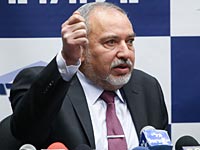 Либерман призвал русскоязычных политиков создать коалицию в защиту интересов алии
