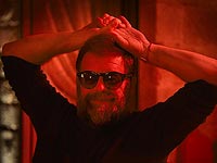 Борис Гребенщиков. Этюд в багровых черно-белых тонах. Фотозаметка Дмитрия Брикмана