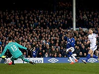 Лукаку забивает два мяча. Коста кусает соперника.