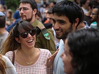 ЦСБ: абсолютное большинство израильтян довольны своей жизнью