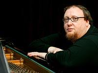 Впервые в Израиле джазовый пианист Семен Набатов
