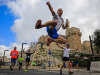 Международный марафон в Иерусалиме: не только супергерои. Фоторепортаж