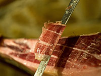 Госсекретарь Сан-Марино опровергла информацию о поставках сыров и хамона в Россию