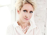 Ирина Богушевская в акустической программе 