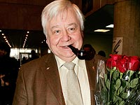 Мэтру российского театра Олегу Табакову вручена премия его же имени