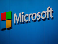 Чатбот, разработанный Microsoft, оказался расистом и антисемитом: его твиты удалены
