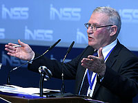 Бывший шеф АМАН: теракты в Париже не разбудили Европу