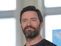 Актер Хью Джекман спас на сиднейском пляже несколько человек
