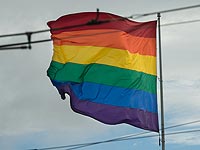 В Саудовской Аравии арестован врач, вывесивший над домом флаг ЛГБТ-общины