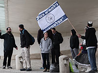 К Мандельблиту поступило требование запретить митинг в поддержку солдата в Бейт-Шемеше
