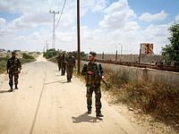 Боевики ХАМАС патрулируют египетскую границу. 14.04.2016