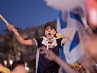 Участники митинга в Тель-Авиве атаковали репортера 10-го телеканала