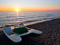 ВМС Израиля задержали иорданца, добравшегося до Эйлата на водном велосипеде