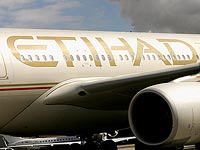 Самолет из ОАЭ попал в 