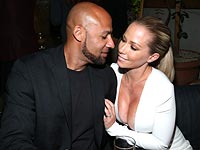 Звезда Playboy отметила День матери публикацией