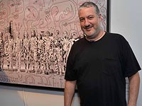 Туник поддержит Клинтон акцией