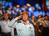 Полковник Рокни провел свою последнюю церемонию по случаю Дня Независимости