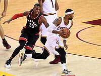 Первым финалистом НБА стал 