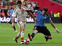 Ошибка с гимном, автогол, два удаления. Мексиканцы победили сборную Уругвая