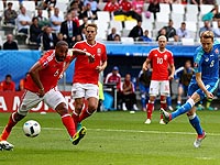 Онджей Дуда выходит на замену и первым касанием забивает 