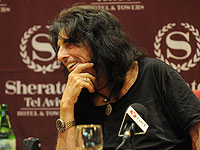 Легендарный Элис Купер перед концертом в Раанане встретился с израильскими журналистами