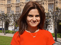 Покушение на британского парламентария: Джо Кокс в критическом  состоянии 
