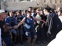 БАГАЦ разрешил совместную молитву реформистов и консерваторов у Стены плача
