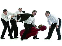 Впервые в Израиле кабаре-квартет MozART Group